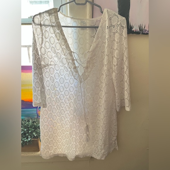 By Kona Sol, made in Vietnam, white beachy dress, size small! - Picture 2 of 2